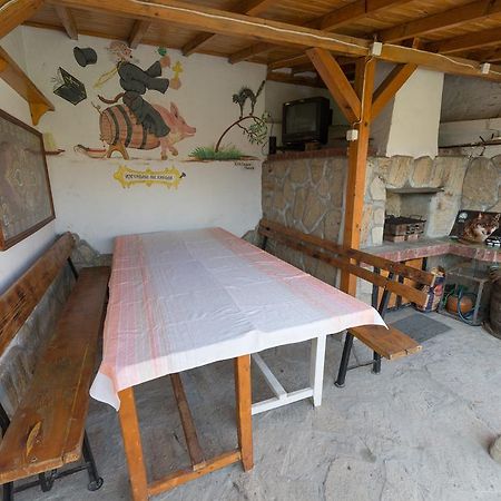 Marinovata Kashta Guest House Preslav Extérieur photo