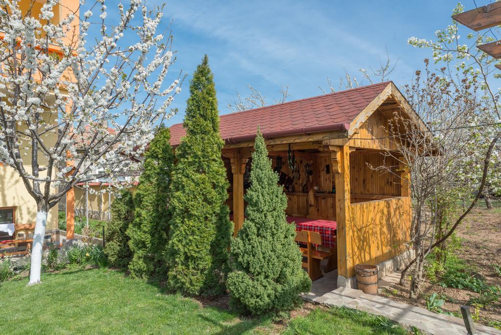 Marinovata Kashta Guest House Preslav Extérieur photo